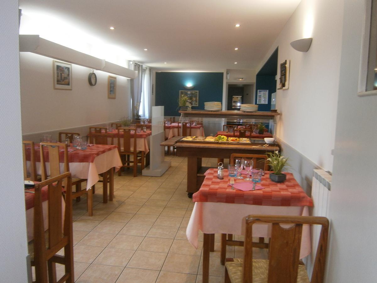 Hotel Restaurant De La Roche Les Sauvages  Bagian luar foto